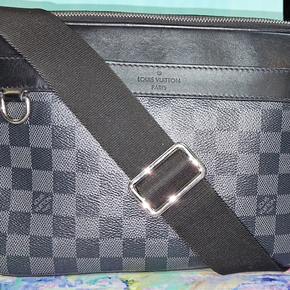 Louis Vuitton Damier Graphite Trocadero Messenger Bag